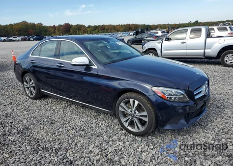 2020 Mercedes-Benz C 300 4Matic z USA, uszkodzony, nr VIN WDDWF8EBXLR556064